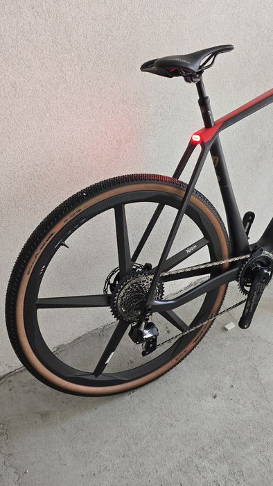 Върховен клас електрически гравел велосипед Rotwild R.R 275 X Ultra