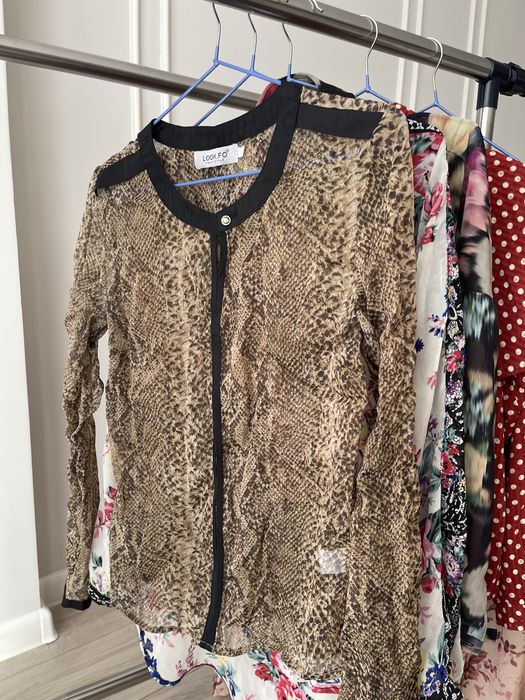 Вещи, кофточки и юбка