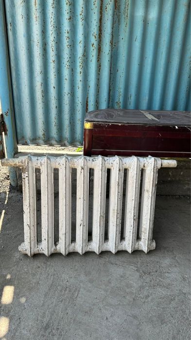 Продаю чугунные батареи