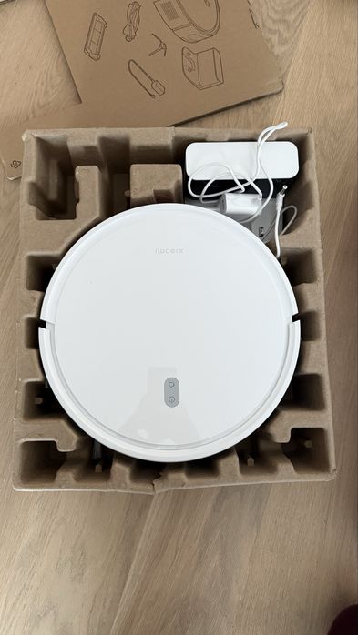 Xiaomi Robot Vacuum E10