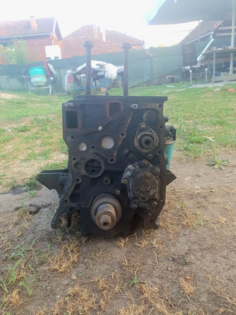 Bloc motor Nissan Trade