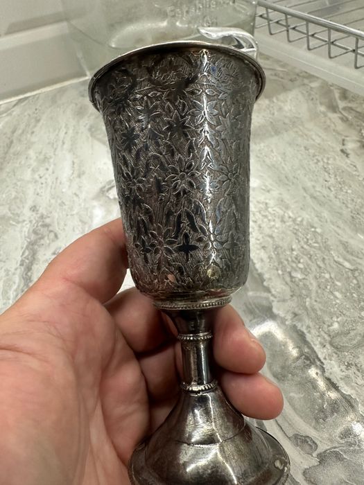 Красива Сребърна чаша потир. С ниело. 925