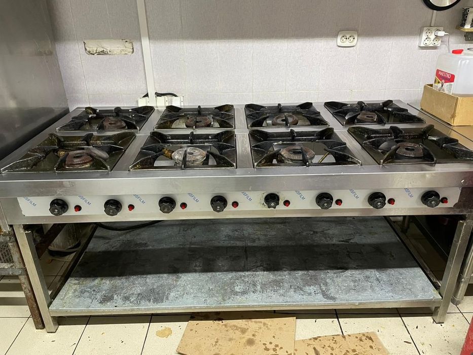 Продам газ плиту