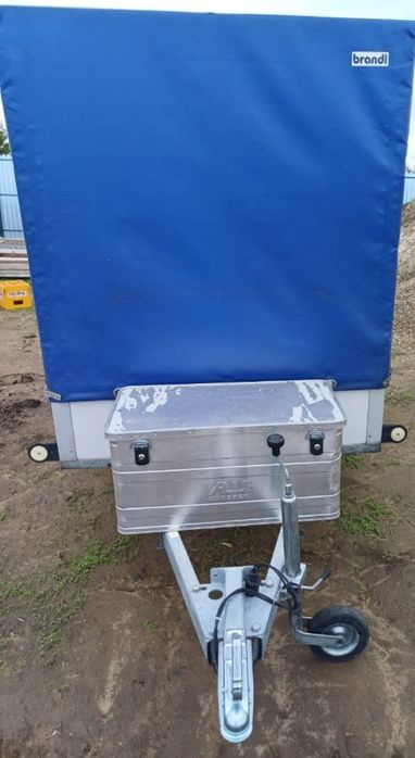 Remorcă auto cu prelată 750kg