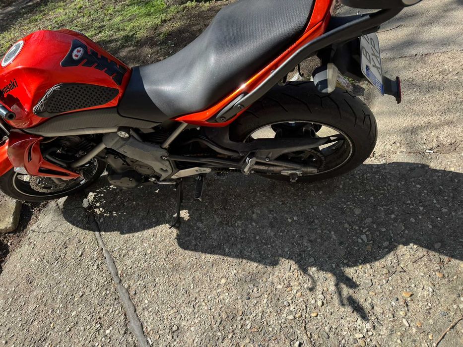 Kawasaki ER6N 2009