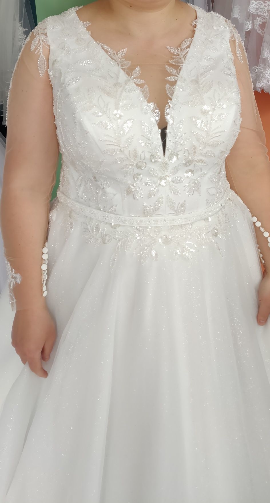 Vând rochie de mireasă