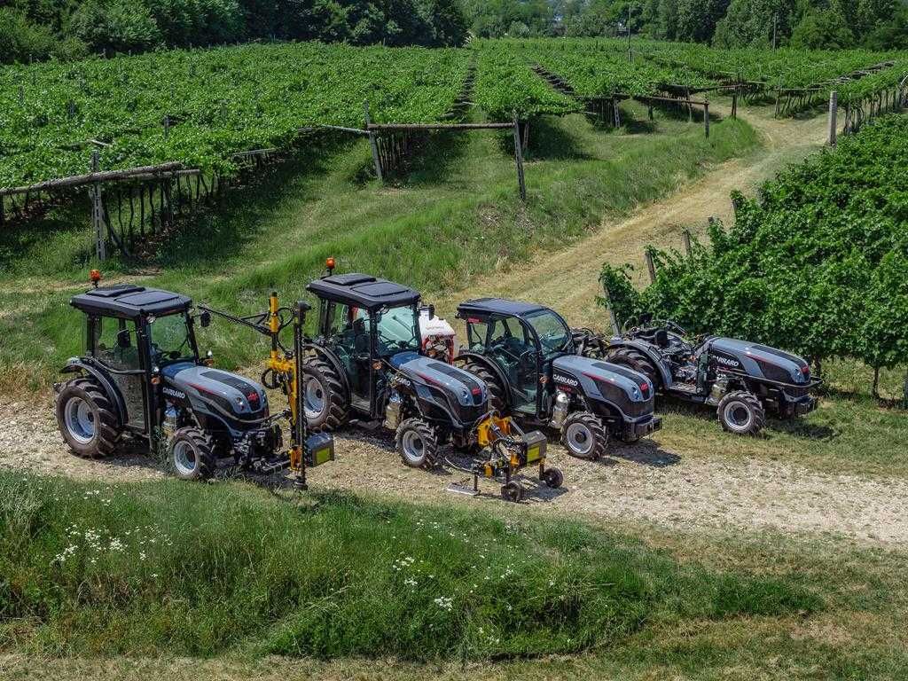 Трактор для проффесионалов виноградарства Carraro Agricube F80Cab