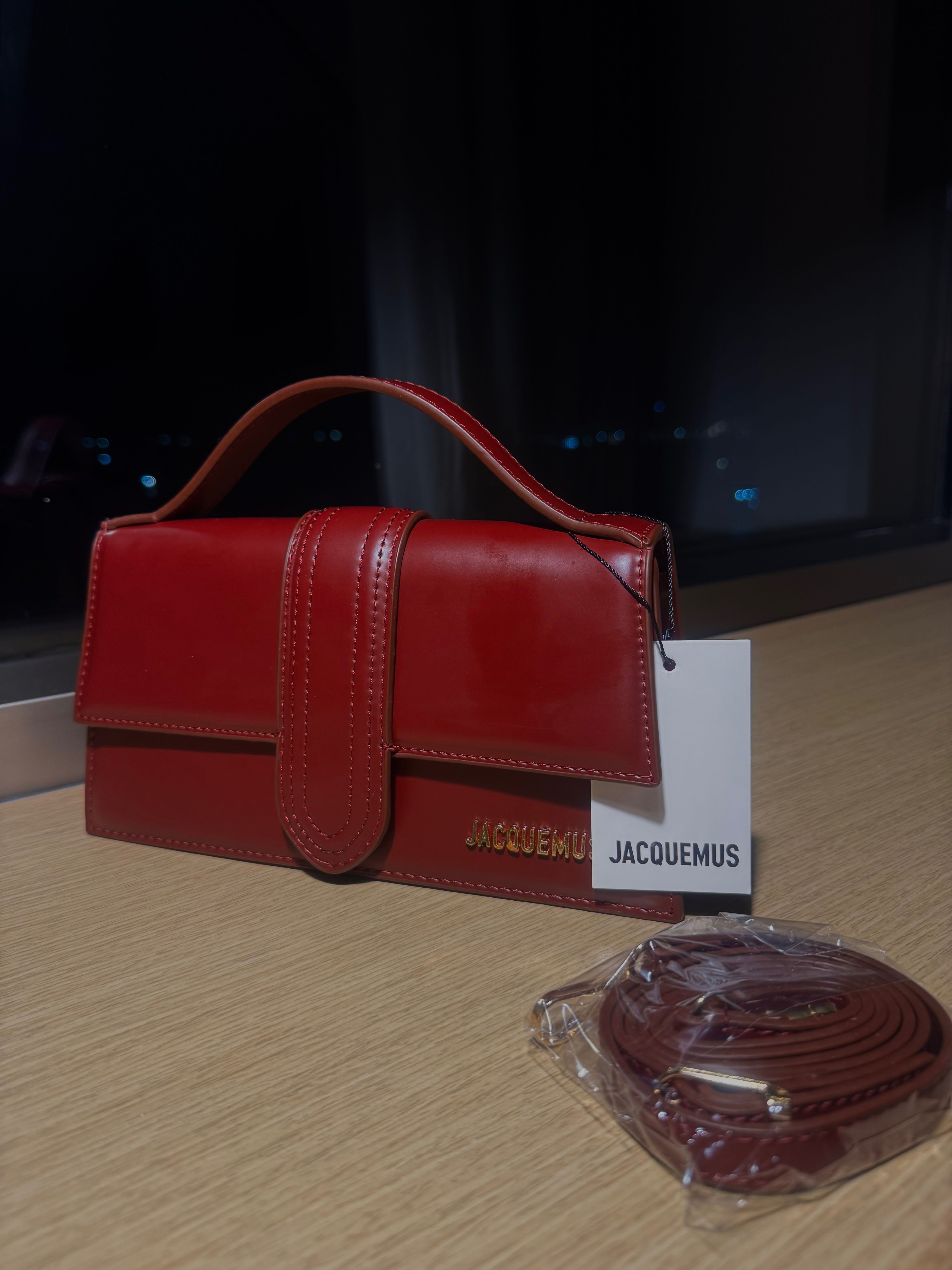 Чисто нова Jacquemus Le Chiquito Long – червена дамска чанта