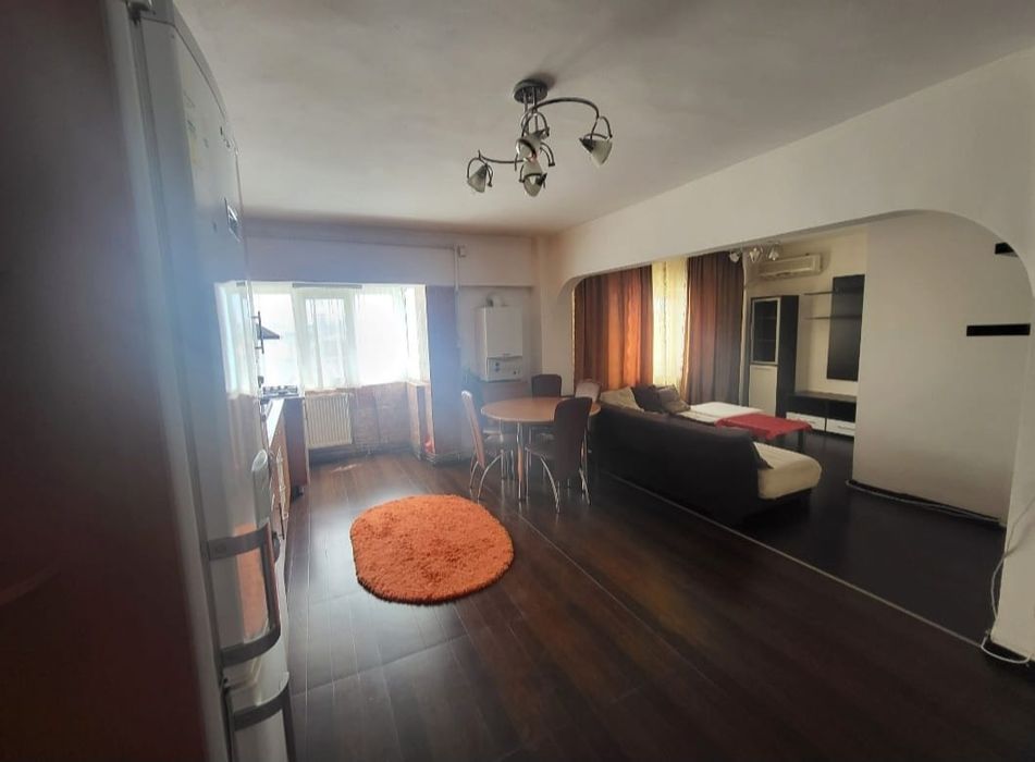 Apartament central de inchiriat
