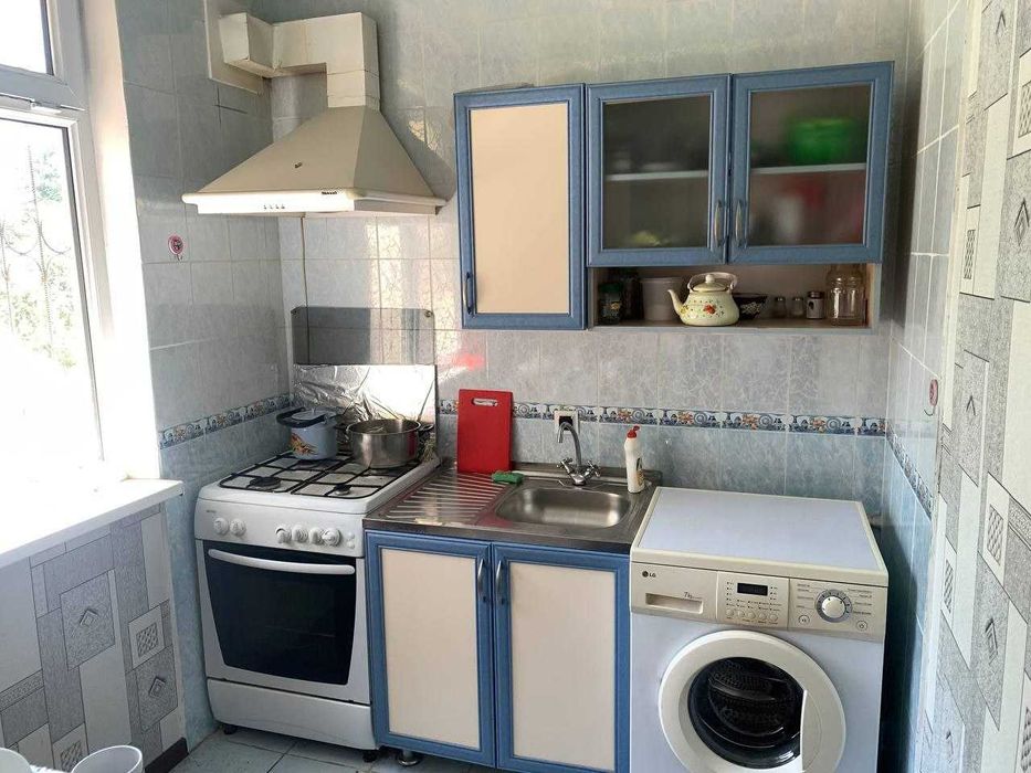 Продается 2/2/5 на Художников