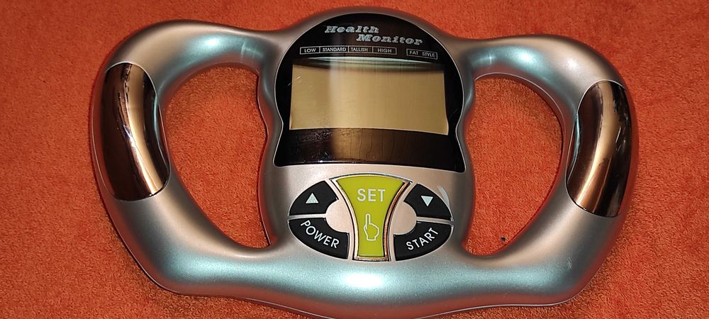 Analizor digital de grasime corporala