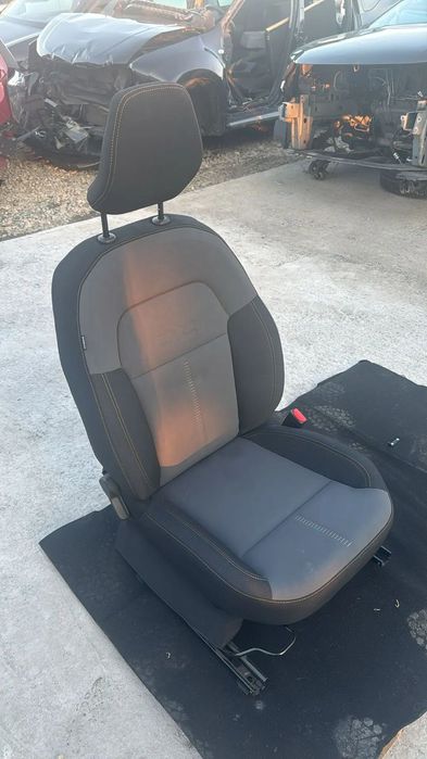 SCAUN INTERIOR DREAPTA  DACIA JOGGER