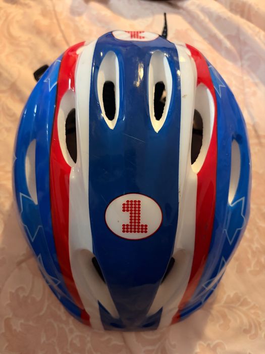 Каска, детска, за велосипед