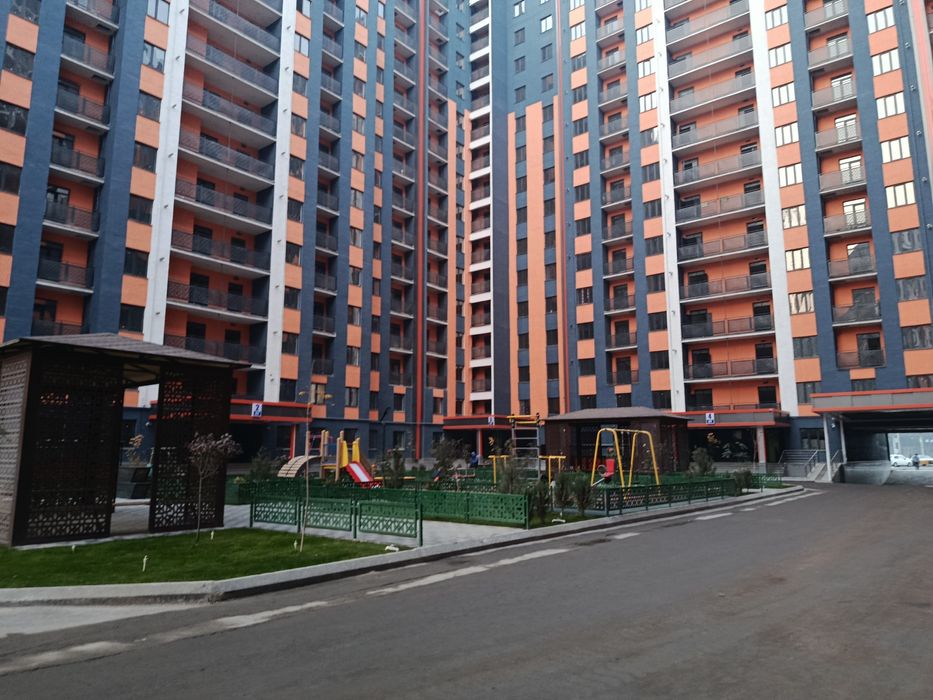 "Сокин Макон"  ТЖМ да янги 1 хонали хонадон сотилади