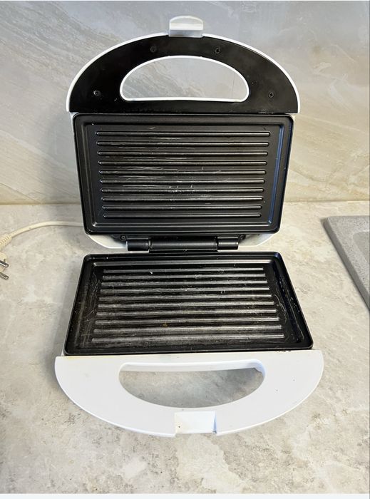 Тостер, в отличнос состояние