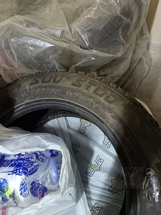 Зимняя резина 225/60/17