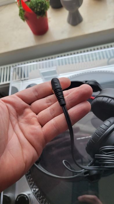Casti DJ Studio Sennheiser HD25 II