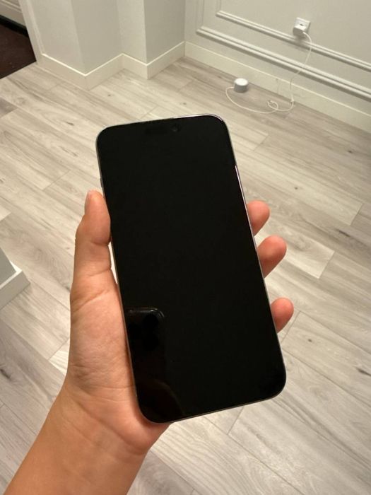 Iphone 15 pro max esim 512 xolati yaxshi