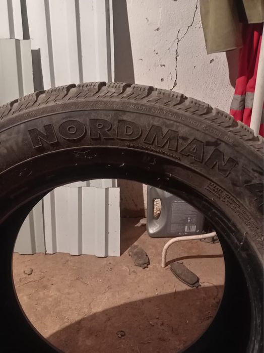 Донгелек сатылады 3 штук. ҚысПродам шины 3 штук шипы состояние средний