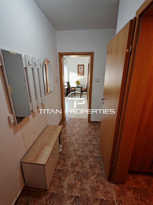 Дава се под наем Тристаен апартамент в Пловдив, Младежки Хълм - 130 кв.м за 600 € - Снимка #12