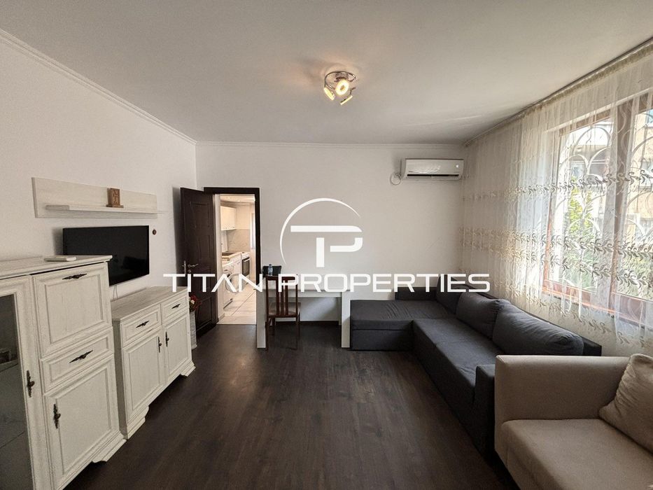 Тристаен апартамент в Центъра на Бургас