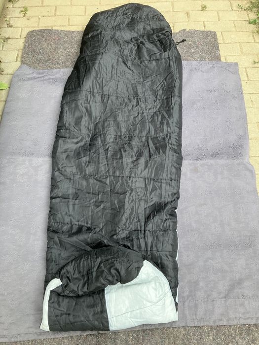 sac de dormit (tip mumie)