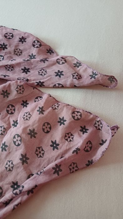 Eșarfă roz închis