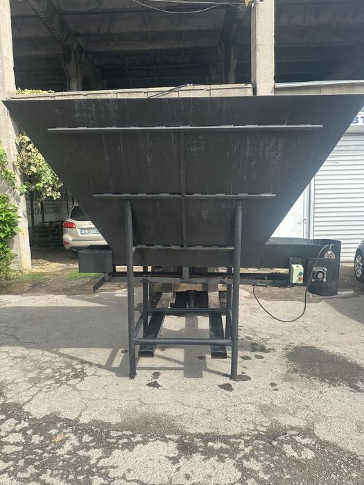 Машина за пакетаж на насипни стоки