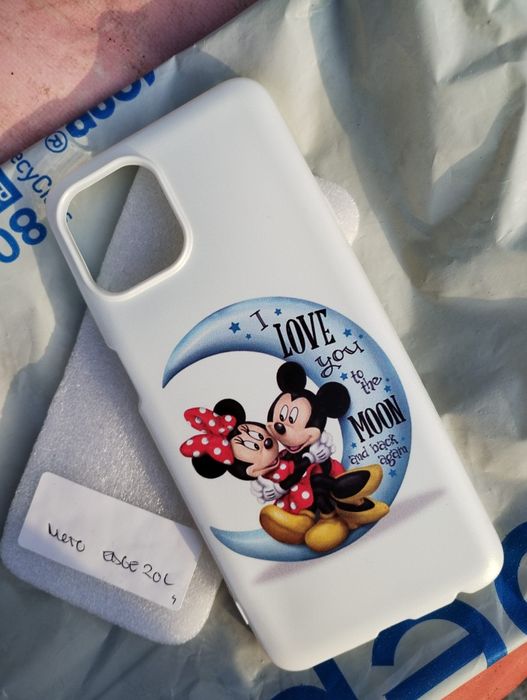 Vând diferite huse preturi accesibile mai multe bucăți