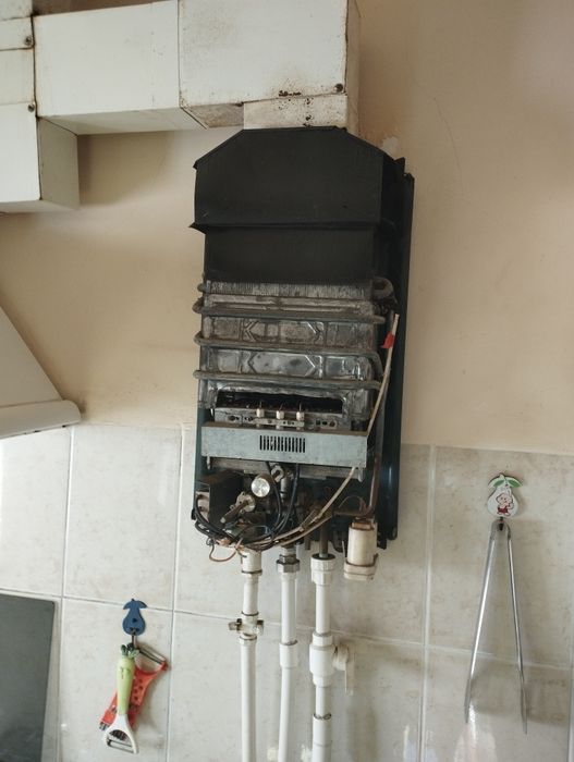 Газовая колонка рабочая