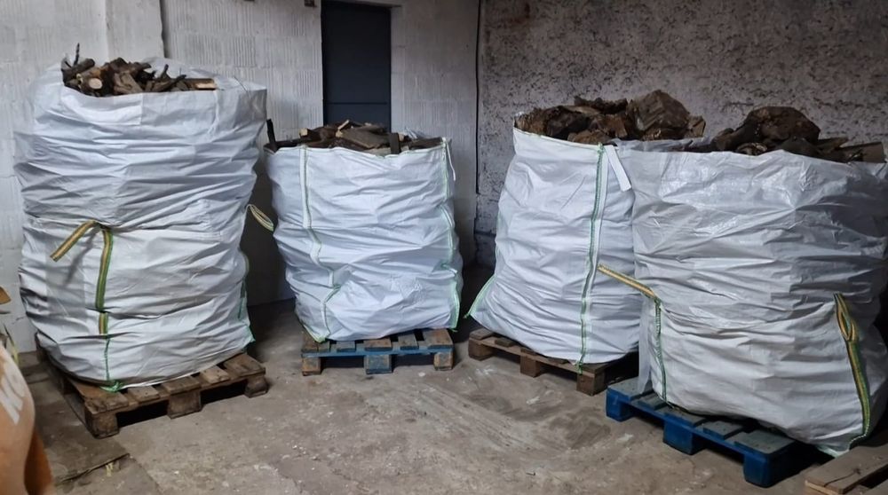 Lemne de foc provenite din toaletare arbori, la big bag