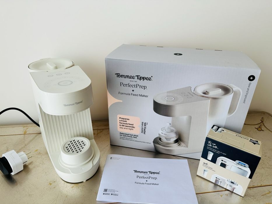 Уред за приготвяне на адаптирано мляко Tommee Tippee