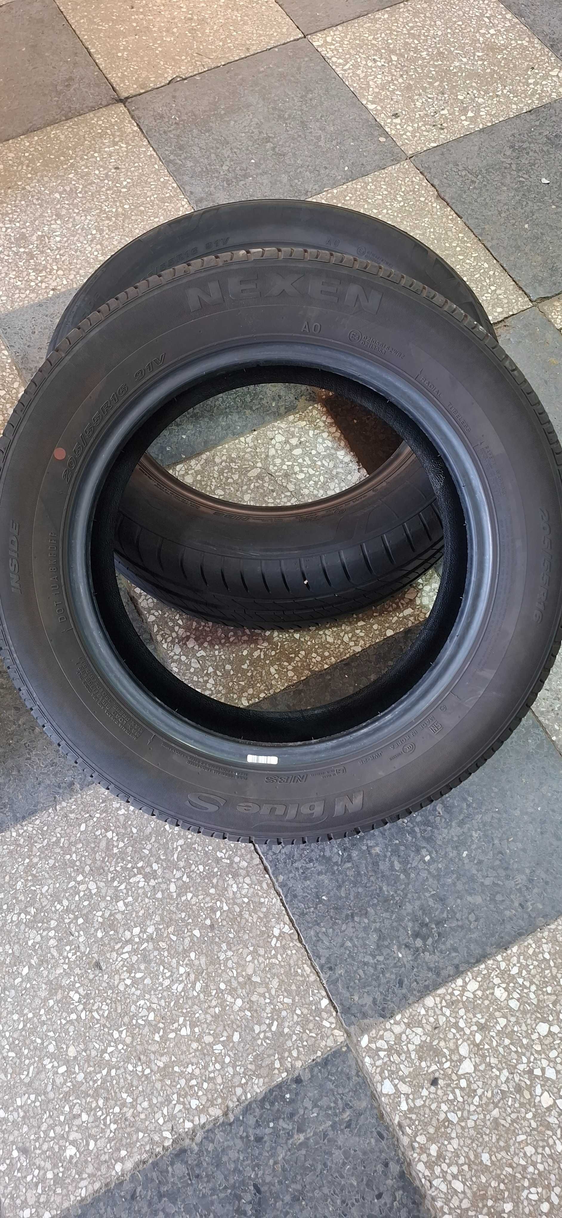 2бр. 205/55/16 Nexen 6.8mm грайфер, дот 22г. Безплатен монтаж