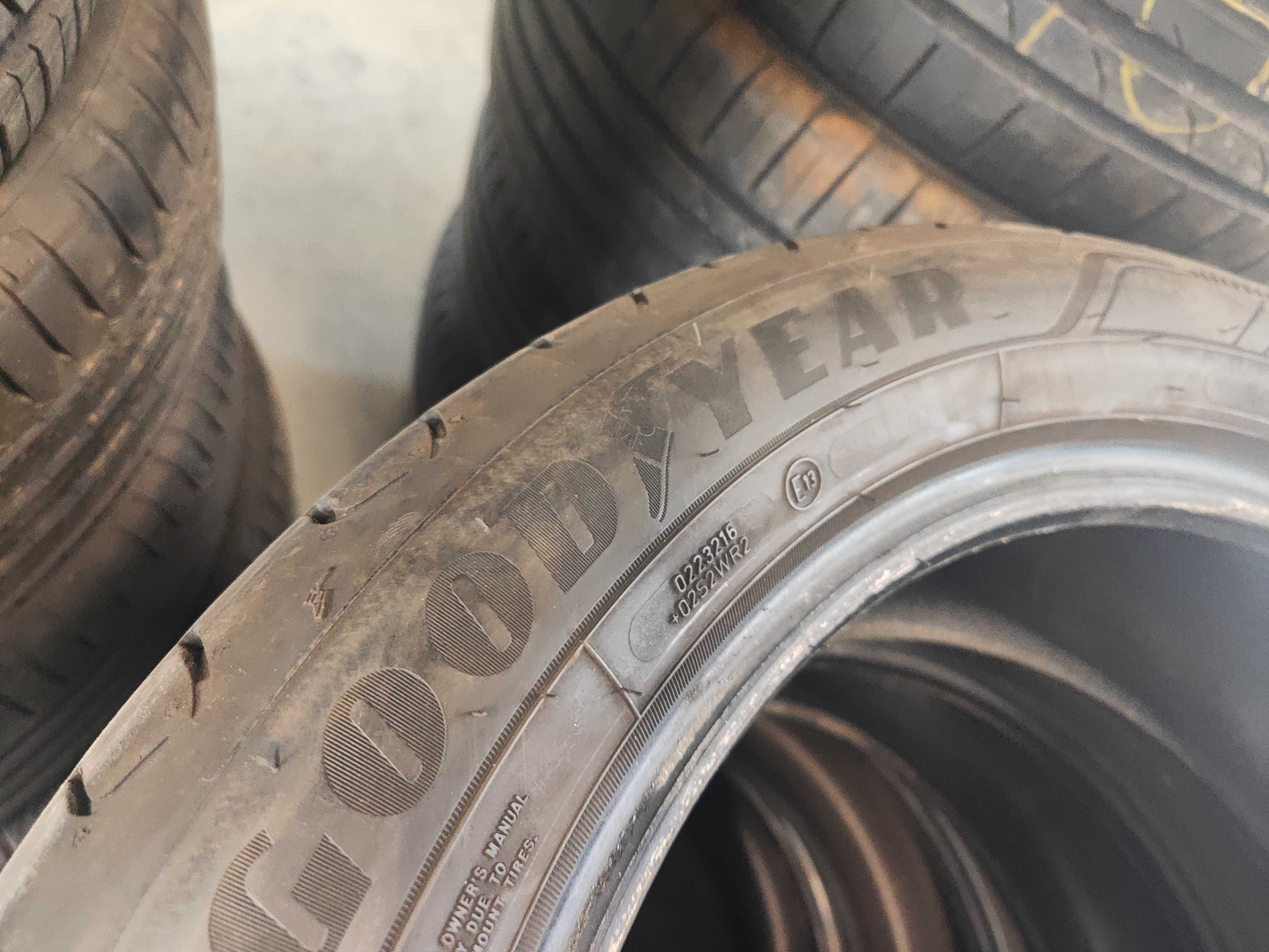 2бр.летни гуми 205/55/17 Goodyear