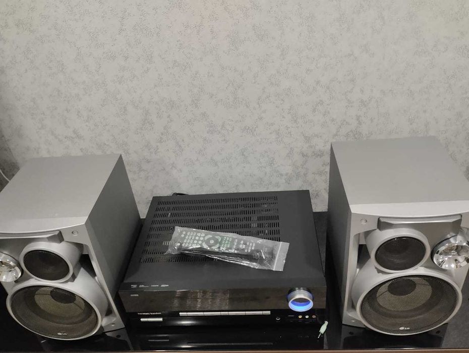 Kолонки LG 100W и Ресивер Harman Kardon AVR 134