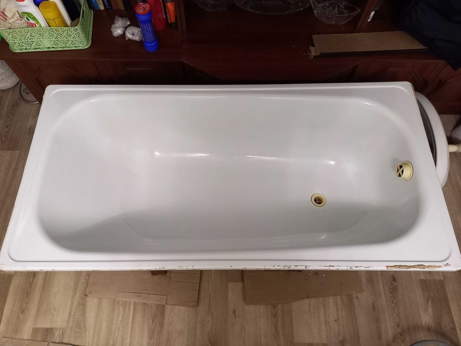 Продам ванну (б/у)