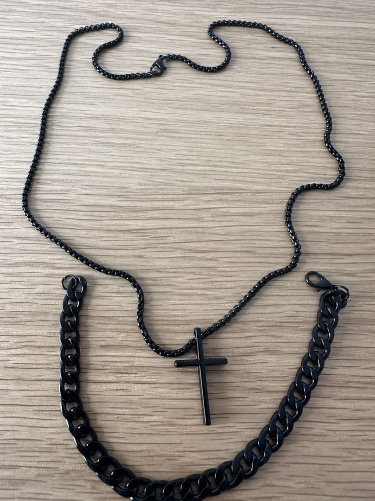 3 Ceasuri,3 inele, 3 bratari si 3 lantisoare
