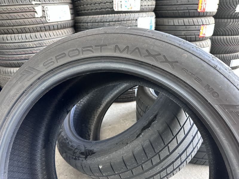 255/45/20 285/40/20 DUNLOP