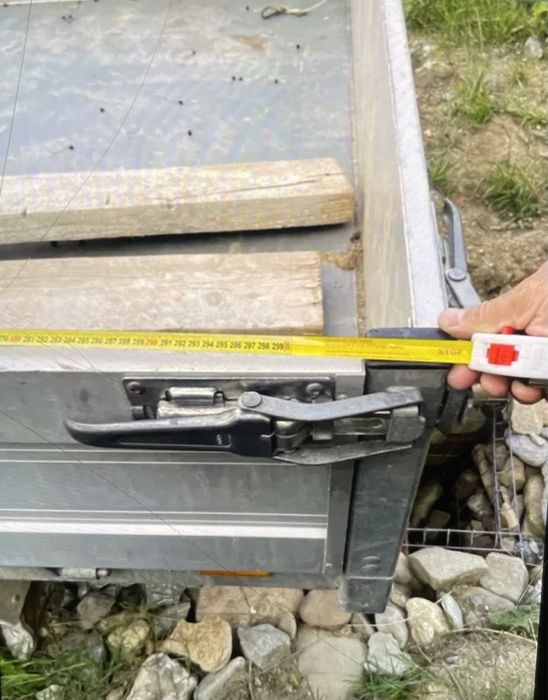 Remorca basculabila in 3 părți