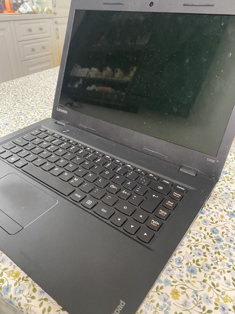 Dezmembrez Laptop Lenovo ideea pad 100s 14 IBR