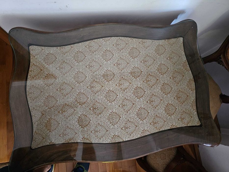 Set mobilier living din lemn masiv, sculptat manual