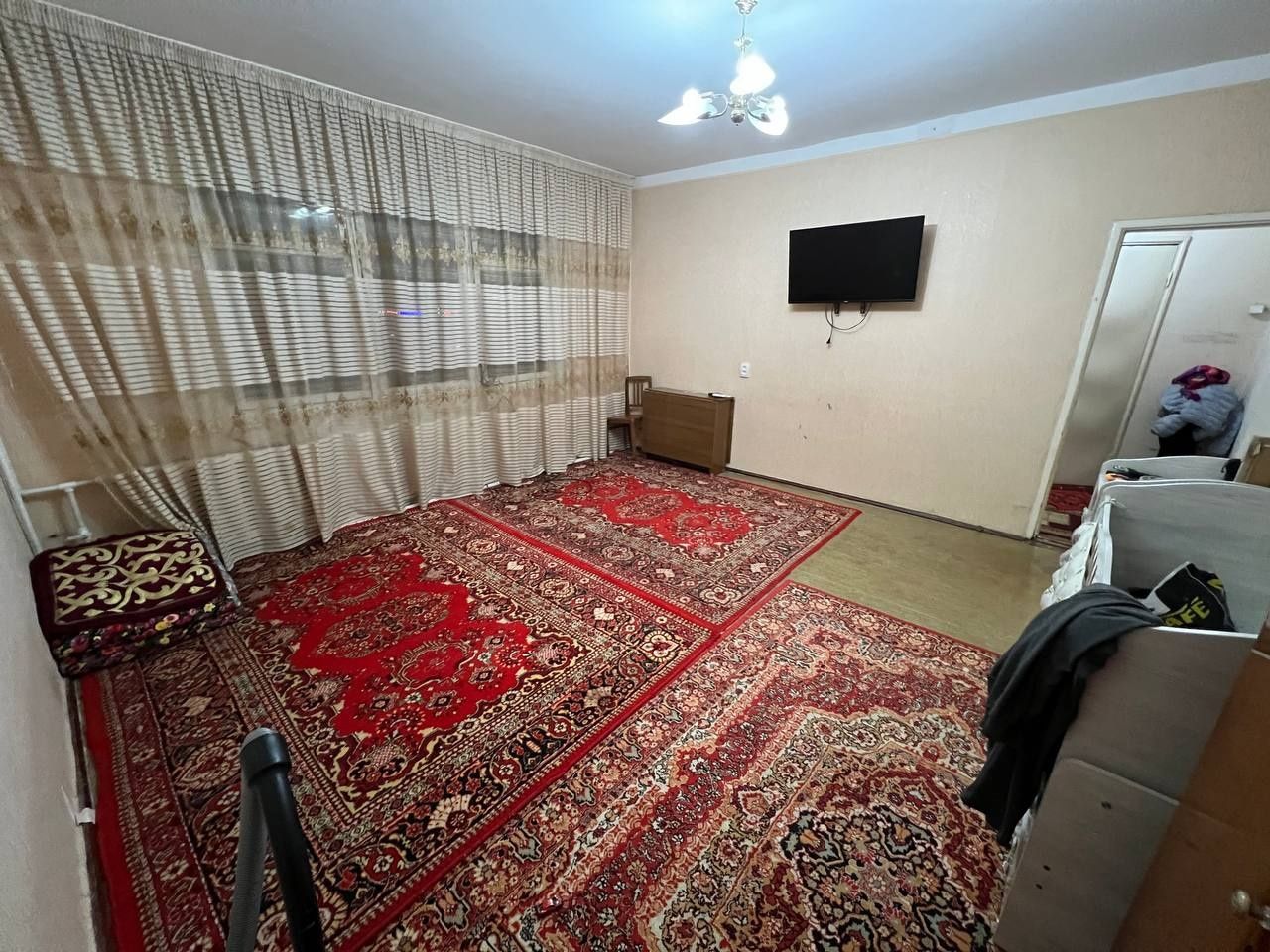 Qoyliq massiv 5. 1xonali yahshi uy