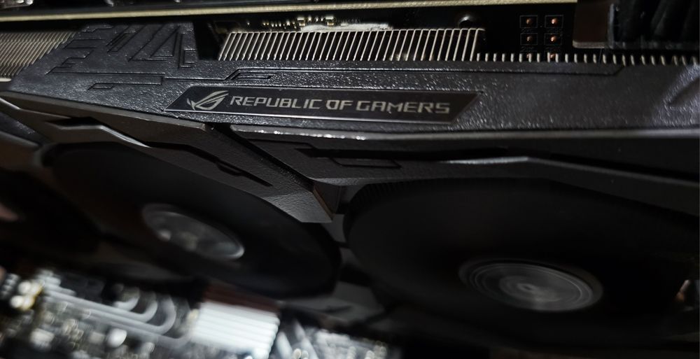 Placa video gaming ASUS ROG RX 480 8GB GDDR5 256bit