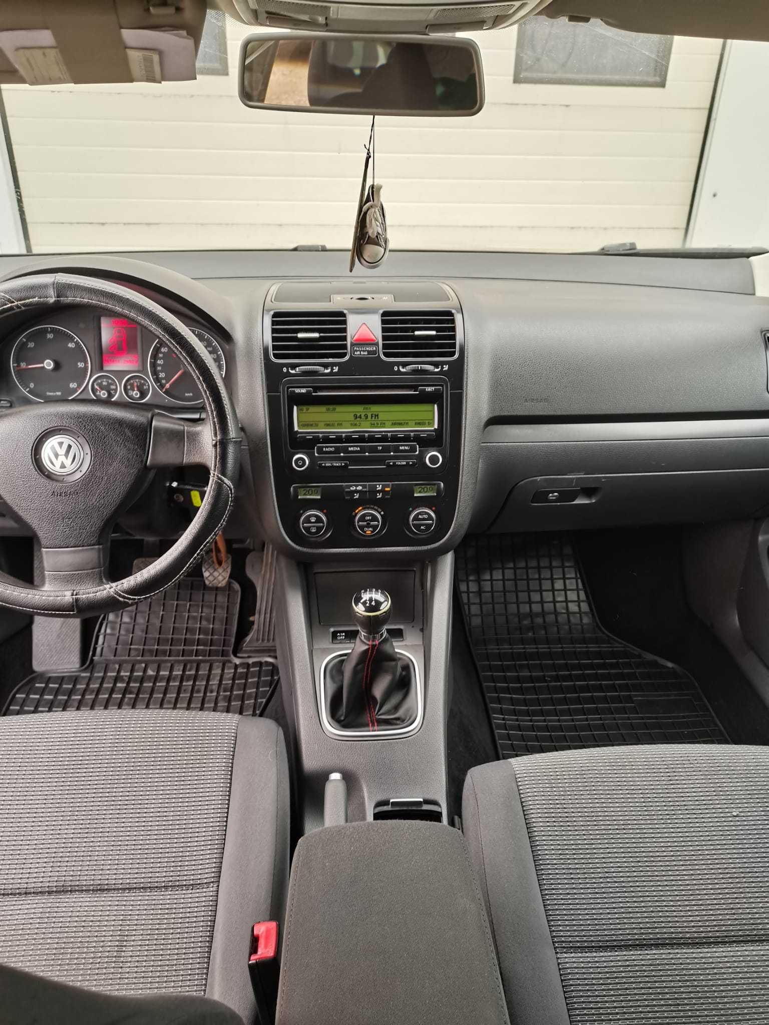 Vand VW Golf 5  1.9 TDI bluemotion 2008