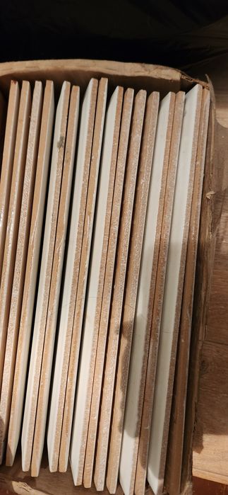 Плитка Продам  1 упаковка (остаток)