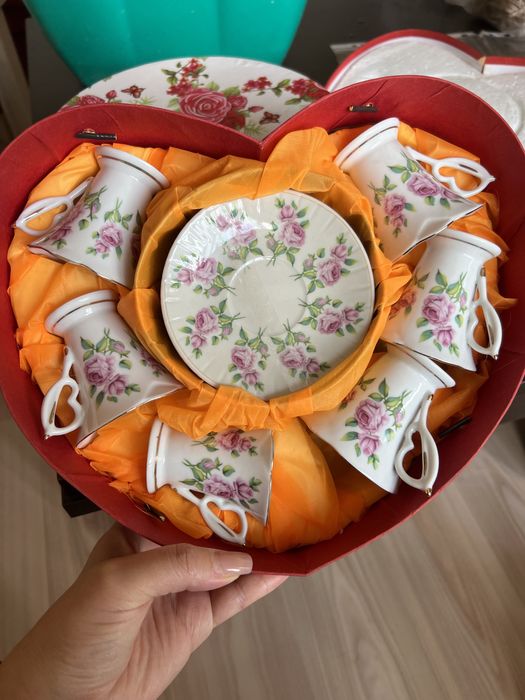 Продается набор кофейных пар