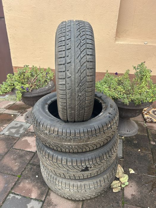 Vand cauciuri VARA TIGAR  185 60 r15 rulate foarte putin.