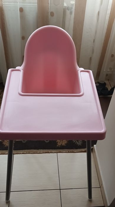 Scaun de masă roz tip Antilop