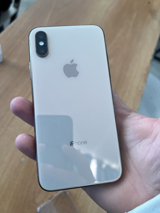 Продам айфон xs 512
