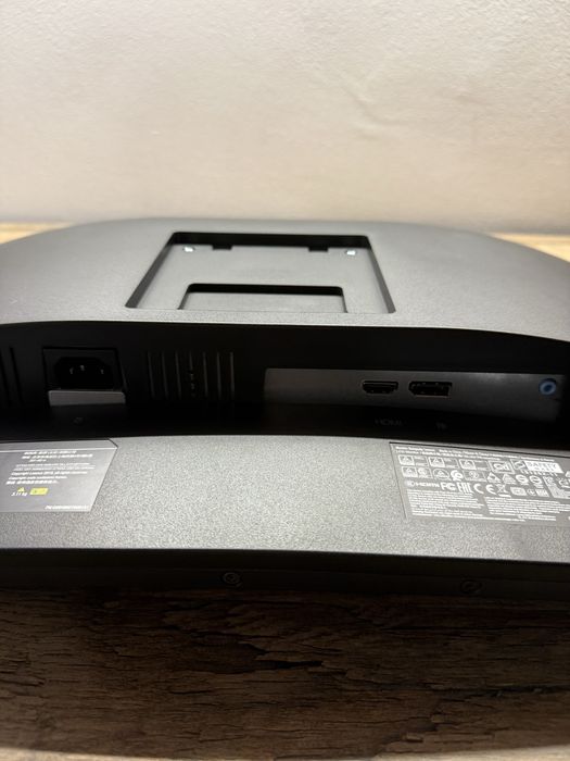 Monitor curbat gaming LED lenovo 27” 165Hz